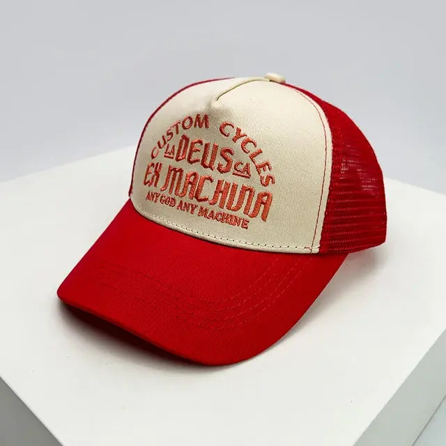 DEUS CAP